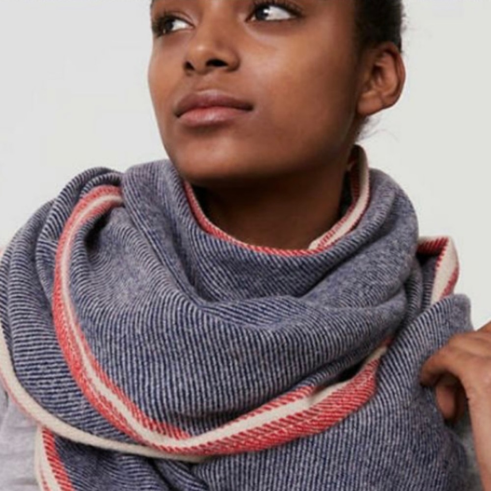 NWT Ivory + Blue Warm Infinity Scarf